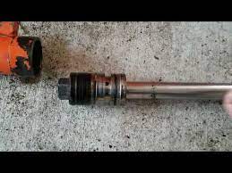 Sep 03, 2019 · unscrew any caps or plugs from the cylinder's fluid ports and drain all the hydraulic fluid from the cylinder. L295dt Kubota Backhoe Hydraulic Cylinder Rebuilding Hydraulic Youtube