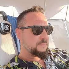 Christian Sarabia's Instagram, Twitter & Facebook