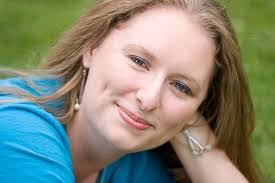 Jessie Bender's Instagram, Twitter & Facebook