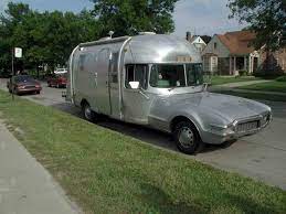 10 Campers Ideas Cool Campers Vintage Camper Camper