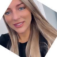 Kathy Grimsley's Instagram, Twitter & Facebook