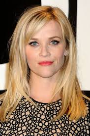Reese Witherspoon In 2020 Reese Witherspoon Hair Long Hair Styles Hairstyles For Thin Hair