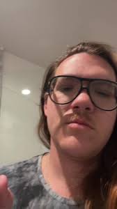 The black plate to the SimpleHuman soap dispenser is 3M’d to the shower  wall. Someone help!!! #bathroomdecor #moving #3M #sticky