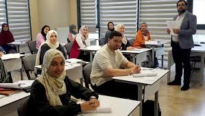 طلاب أردنيون يختارون تركيا لزيادة إلمامهم بقواعد اللغة العربية