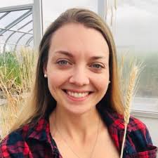 Kara Levin's Instagram, Twitter & Facebook