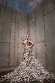 Pin By Aurelien Alarcon On Clothing Made From Unconventional Materials Fashion Photography Newspaper Fashion Photoshoot Photography