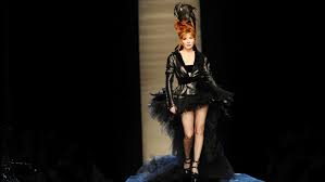 Malheureusement il n'y a actuellement pas d'événement pour mylene farmer 2019. Albums Vendus Places De Concert Disques De Diamant Cinq Chiffres Sur La Folle Carriere De Mylene Farmer