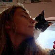 Amber Joyce (@mileandafurlong)