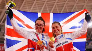 Laura kenny (laura trott), obe is an english track and road cyclist who specialises in the team pursuit, omnium and scratch race disciplines. D Aldyietadutm