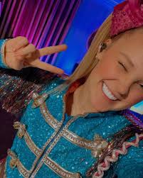 Get tickets today to see me live in concert!!. Us Youtube Sternchen Jojo Siwa Verrat Sie Hat Einen Freund Promiflash De