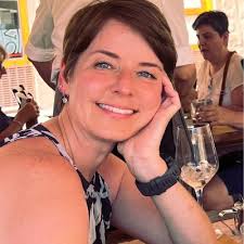 Twin sisters and painters Heather and Holly Blanton combine disparate  styles into a seamless whole