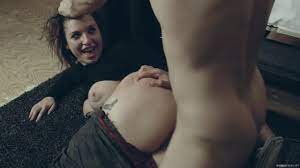 Psycho babes in a hardcore fucking session - Yesvids.com