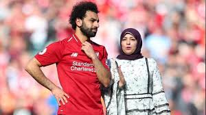 Belhanda taraftarlardan gelen soruları yanıtlıyor, çok güzel program oldu. Sportmob Top Muslim Footballers Stunning Wags