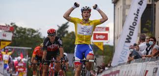 De etappe was dinsdag niet live te zien op de televisie, maar de samenvatting en een interview met ritwinnaar dylan groenewegen wat wielerflits met hem had kan je hier onder terug kijken. Voorbeschouwing Tour De Wallonie 2021 Wielerflits