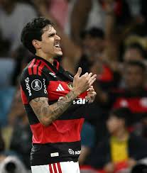 TRIUNFO DE FLAMENGO EN EL MARACAN� PARA METERSE EN LOS OCTAVOS DE FINAL DE  LA #COPALIBERTADORES El Mengao derrot� 1-0 a Estudiantes en la fecha 5 del  Grupo A. El Gol de