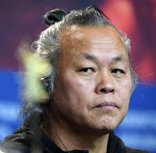 After returning to south korea, kim began his career. Kim Ki Duk Gestorben Der Koreaner Mit Dem Baseballschlager Welt