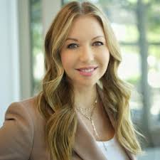 What an honor to be recognized for doing something you love! Thank you ro  my amazing Executive Committee ladies Samantha Scherr , Ilana M. Kaufman ,  Caroline Bigelow, M.B.A , Salena Bracamontes ,