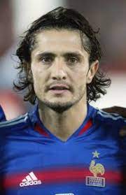 Au premier coup d'oeil, impossible de ne pas faire le rapprochement. Bixente Lizarazu Les Meilleurs Joueurs De L Histoire Du Football