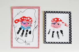 Activite Manuelle Pirate Pour Un Anniversaire Peinture Activite Manuelle Pirate Activite Manuelle Theme Pirate Peinture A Doigt