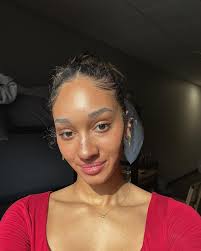 Jada Henry (@realjadagrace) • Instagram photos and videos