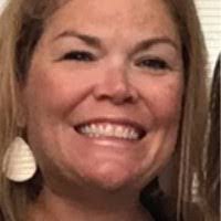 Amanda Archambault's Instagram, Twitter & Facebook