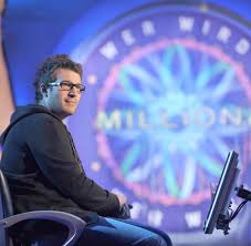 Daniel hartwich) leitet ein theater, um das es nicht sonderlich gut bestellt ist. Rtl Moderator Der Spassige Tv Kumpel Mit Brille Daniel Hartwich Bilder Fotos Welt