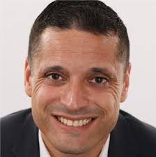 Just wrapped up an awesome Summer @ Roche learning all about Market Access  and Oncology Diagnostics. Huge thanks to my amazing Market Access team  Elizabeth A. Sheppard, Charles Cachoeira, MD…