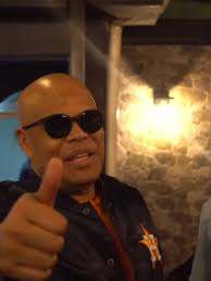 Nunca olvidaré esa noche. La primera vez que vi al maestro y lamentabl...