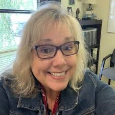 Elizabeth Baber's Instagram, Twitter & Facebook