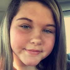 Shayla Hurst's Instagram, Twitter & Facebook