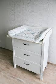 So Wird Deine Kommode Im Handumdrehen Zu Einer Stylischen Wickelkommode Kommode Ikea Brus Wohnung Einrichten Dekoration Ikea Wickelkommode Wickelkommode