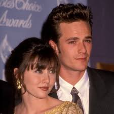 She has an older brother, sean. Shannen Doherty Will Appear In Riverdale As A Tribute To Luke Perry Vogue Paris
