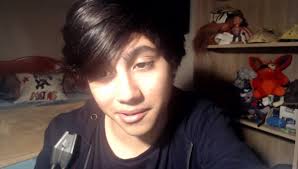 Se grabó golpeando un gato hasta matarlo y ahora es el youtuber más odiado  de las redes