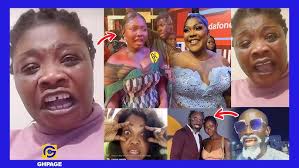 Mona Gucci threαtens to pour αcid