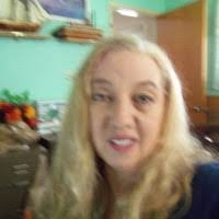 Cindy Lind's Instagram, Twitter & Facebook