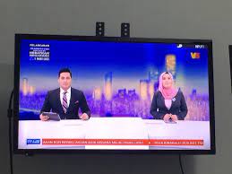 2200 pekerja diberhenti, kongsi kesedihan hari terakhir #durianmerah #malindo. Rafizi Ramli On Twitter Buletin Utama Tv3malaysia Telinga Kiri Dengar Berita Tv3 Telinga Kanan Dengar Inv8 Invokemalaysia Saya Tonton Tv3 Tiap2 Hari Supaya Saya Boleh Jawab Balik Propaganda Najibrazak Semasa Kempen