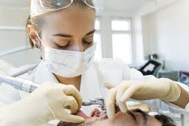 Dentist Office The Dentist On The Work Spon Office Dentist Work Dentist Ad In 2020 Implant Dentist Emergency Dentist Dentist