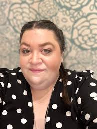 Samantha Christen's Instagram, Twitter & Facebook