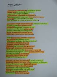 Ibu ayah bergenang air mataku terbayang wajahmu yang redup sayu kudusnya kasih yang engkau hamparkan bagaikan laut yang tak bertepian biarpun kepahitan yang telah engkau rasakan tidakpun kau merasa jemu mengasuh dan mendidik kami semua. Puisi Ibu Bapa 20 Kumpulan Contoh Puisi Tentang Ibu Tercinta Singkat Dan Menyentuh Hati