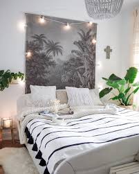 Schöne gestaltungsideen ✓exklusive produkte ✓möbel, deko & mehr ▷jetzt auf westwingnow inspirieren lassen. Wandbild Inspiration Gestaltungsideen Bei Couch