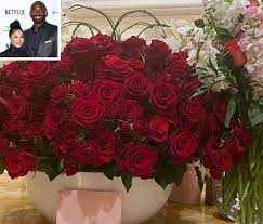 Lebron added his own instagram message after seeing his wife's frustration: Vanessa Bryant Receives Flowers On Wedding Anniversary People Com