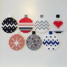 Cette année je teste les perles à repasser en atelier autonome ! La Magie De Noel En Perles Hama Modeles Hama