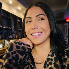 Athena Arzon's Instagram, Twitter & Facebook