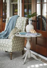 Sweet Piecrust Table In The New Paula Deen Dogwood Collection At Universal Furniture Paula Deen Furniture Paula Deen Bedroom Furniture Furniture