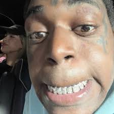 Listen to playlists featuring Showin Off Pt.2 (feat. Fivio Foreign) by POP  SMOKE online for free