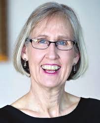 Robyn Dillon's Instagram, Twitter & Facebook