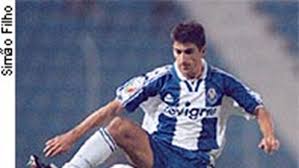 Lieu de naissance vila nova de gaia. Paulinho Santos Duzentas Vezes Na Alma Do Dragao Fc Porto Jornal Record