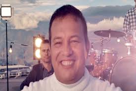 Edgar Caballero presenta su nuevo sencillo y videoclip «Arrullo»