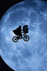 La Scena Piu Memorabile Eliott Ed E T Che Pedalanodavanti Alla Luna