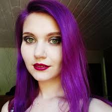 Wash your hair with purple shampoo. Purple Dye Over Red Hair A Foolproof Guide To Diy With Free Tips From A Pro Hairstylist